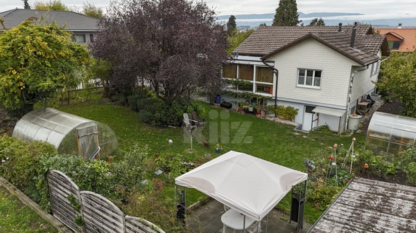Charmante maison avec jardin arboré et balcon 1