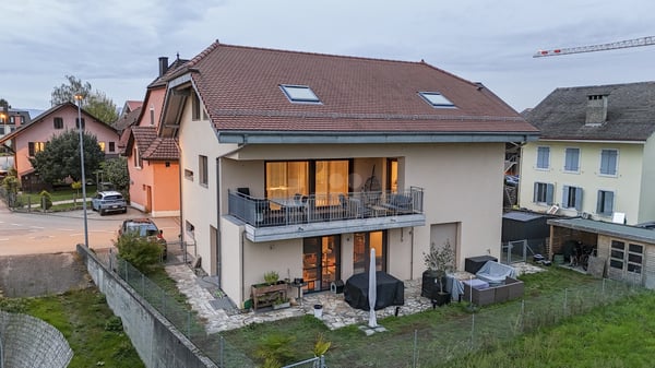 Duplex lumineux avec vue sur la Broye
