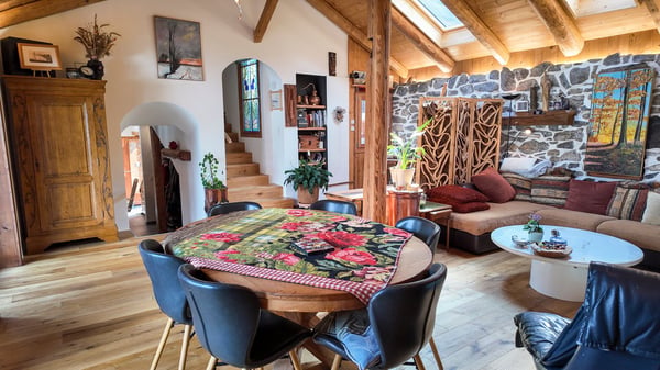 Splendide maison villageoise rénovée avec studio indépendant 4
