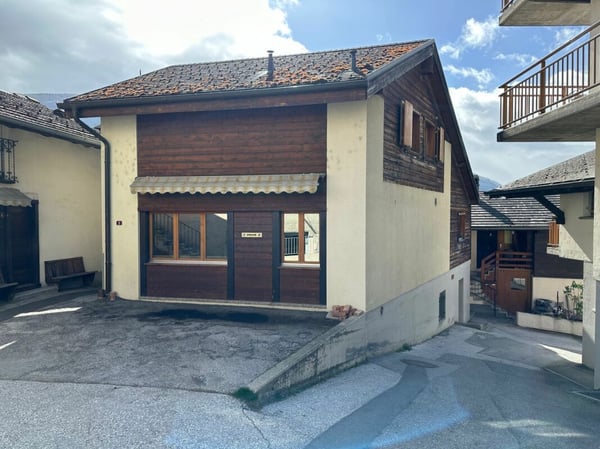 Vex - Charmant 2.5 pièces rénové avec terrasse 5