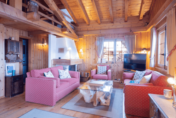 Two chalets with distinctive character, offering epic views over the mountains and valley. 2