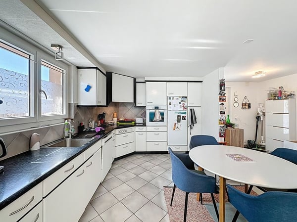 Villa de 2 appartements à Palézieux 10