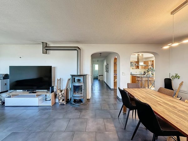 Villa de 2 appartements à Palézieux 5