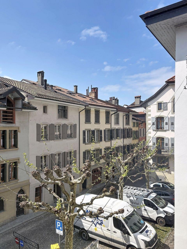 Lutry - Maison atypique dans le bourg