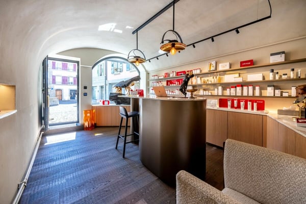 LUTRY - Un lieu unique au coeur du Bourg | Résidentiel, commercial ou boutique-hôtel 12