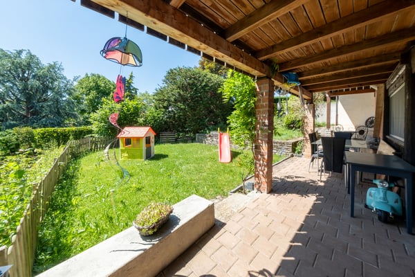 APPARTEMENT RÉNOVÉ AVEC JARDIN - AU CALME - 3-4 PARKINGS - EXCLUSIVITÉ 6