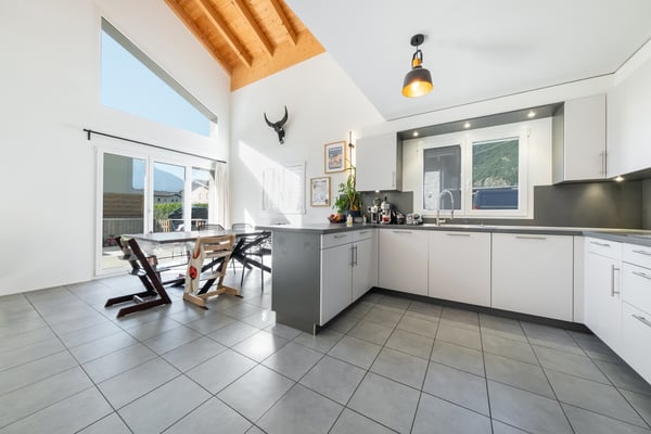SPACIEUSE VILLA MITOYENNE - JARDIN, TERRASSE - GARAGE - EN EXCLUSIVITÉ 2
