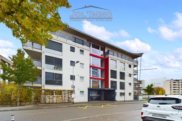 Très bel appartement à 1 pas de la gare avec place de parc 3