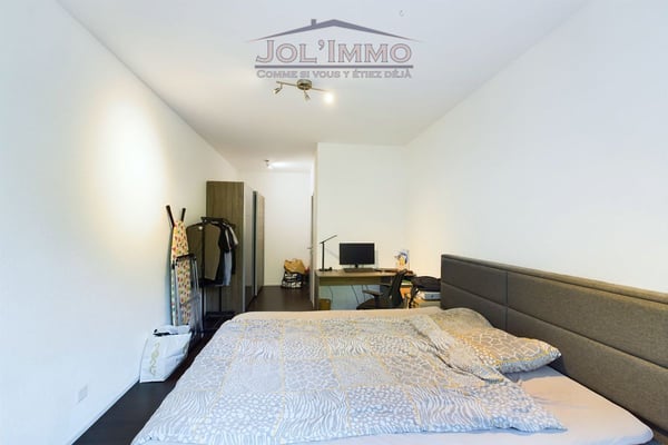 Très bel appartement à 1 pas de la gare avec place de parc 9