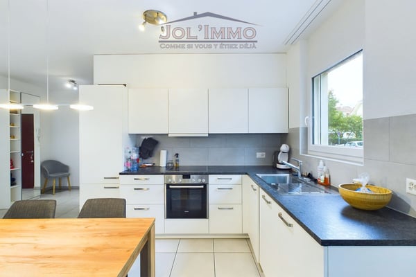 Très bel appartement à 1 pas de la gare avec place de parc 1