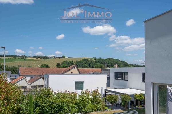 Belle villa contemporaine proche des commodités 2