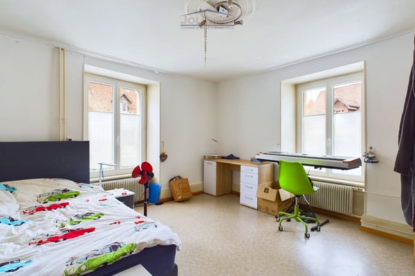 Magnifique et grand immeuble avec un local commercial 9