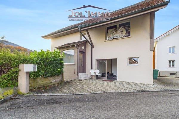 Maison individuelle spacieuse avec grand terrain à Courfaivre 4