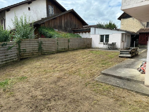 Grand immeuble de 3 appartements 2