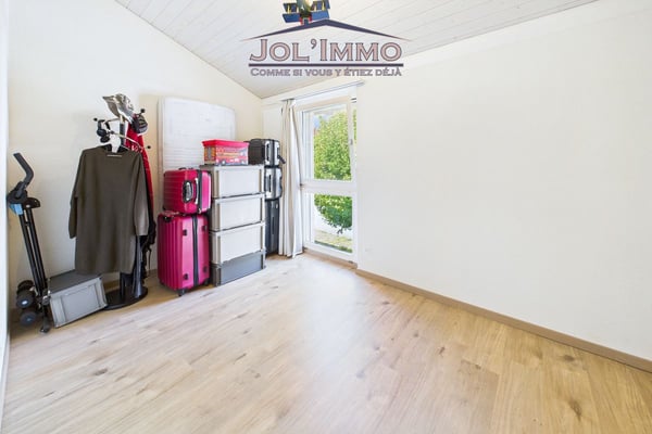 Maison avec vue panoramique et espaces bien-être à Moutier 9