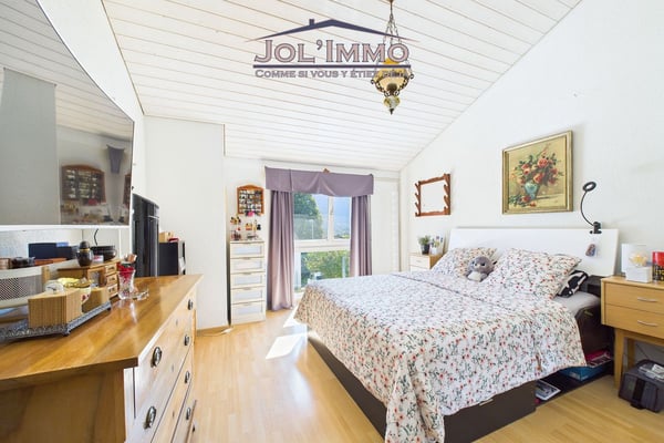 Maison avec vue panoramique et espaces bien-être à Moutier 8