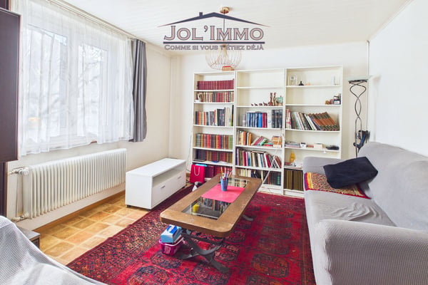Maison individuelle avec beau potentiel dans quartier calme à Courrendlin 6