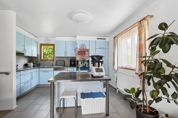 Grande maison de 6.5 pièces entièrement rénovée à l'entrée du village d'Eschert 6