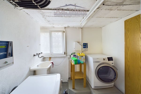 Appartement de 3,5 pièces au 2ème étage avec entrée séparée 4
