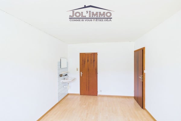 Appartement de 4.5 pièces à louer à Bassecourt 6