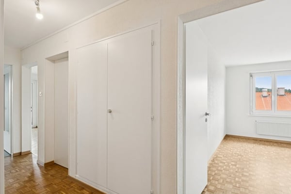 Appartement 4 pièces au 4 ème. 10