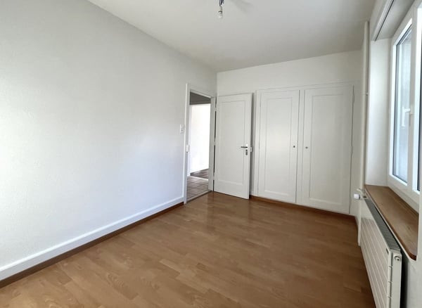 Appartement de 4 pièces rénové dans un quartier calme et ensoleillé 6