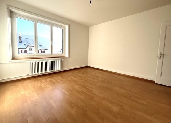 Appartement de 4 pièces rénové dans un quartier calme et ensoleillé 4