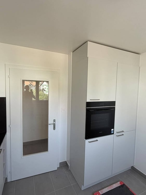 Appartement de 5 pièces avec balcon entièrement rénové. 2