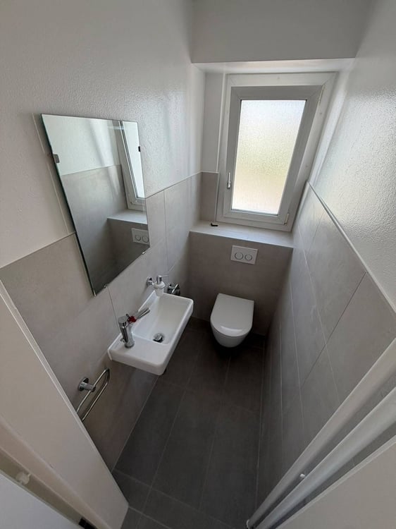 Appartement de 5 pièces avec balcon entièrement rénové. 3