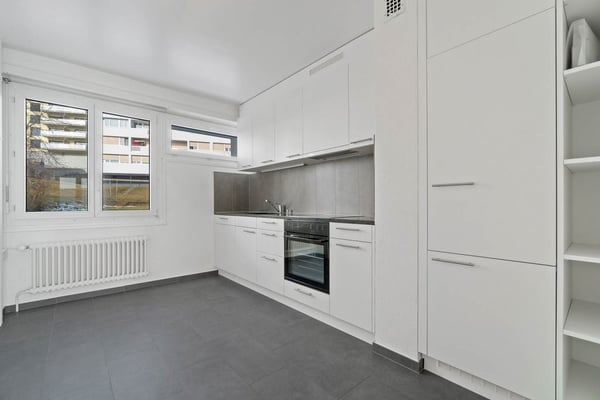 Appartement de 4 pièces situé au 1er ouest 2