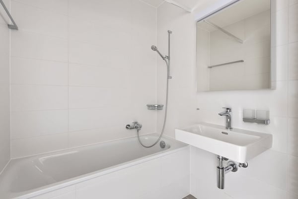 Appartement de 4 pièces situé au 1er ouest 8