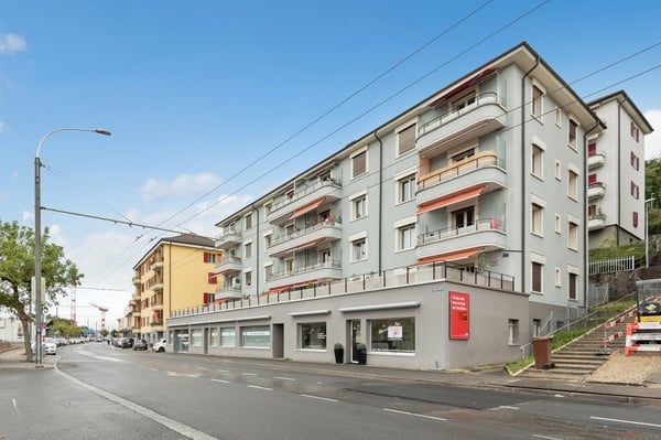 Appartement rénové de 1 pièces avec balcon 1