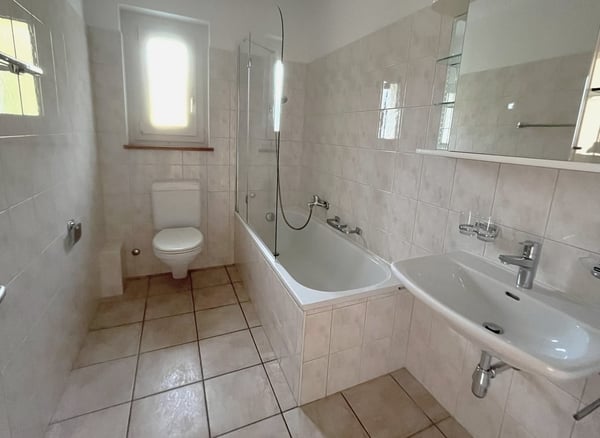 Bel appartement avec vue dégagée sur la chaine du Chasseral 6