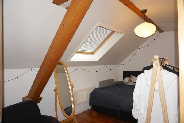 ARI-212 - Immeuble mixte - habitation et locaux commerciaux 8