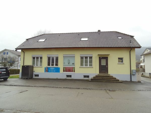 ARI-212 - Immeuble mixte - habitation et locaux commerciaux 3