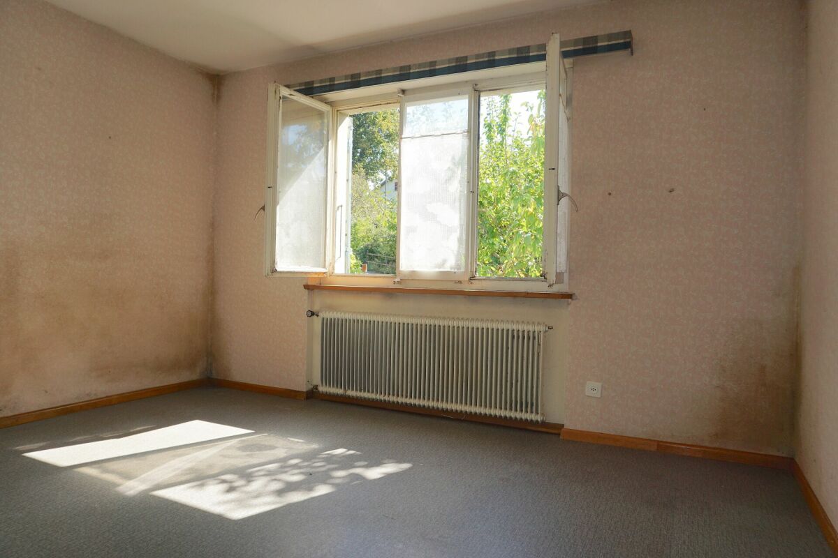 ARI-242 Maison de 2 appartements sur une parcelle de 1'485 m2