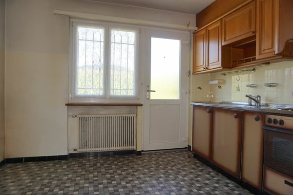 ARI-242 Maison de 2 appartements sur une parcelle de 1'485 m2 14