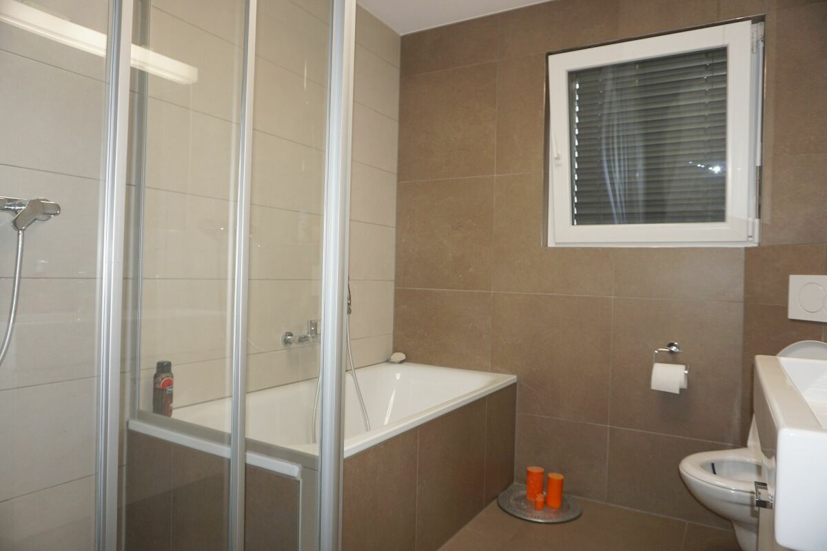 ARI-247 - Attique de 5,5 pièces pour 140 m2 habitable et 128 m2 de terrasse