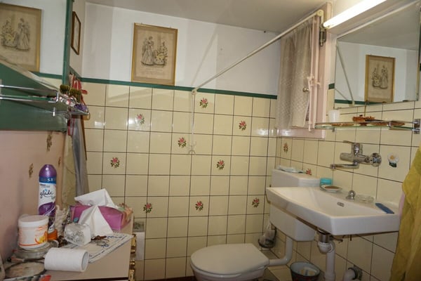 ARI-248 Pour investisseurs - Immeuble d'habitation, ancien restaurant à transformer en immeuble de rendement - Idéalement situé en zone centrale à Delémont 24