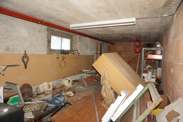 ARI-212 - Immeuble mixte de 250 m2 sur une parcelle de 723 m2 à Bassecourt 19