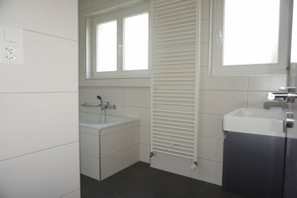 ARI-236 - Très belle maison de 2 appartements de 4,5 et 3,5 pièces sur une parcelle de 1'134 m2. 9