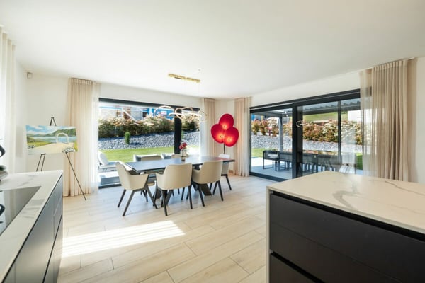 ARI-263 - Villa lumineuse de haut-standing de 5,5 pièces 5
