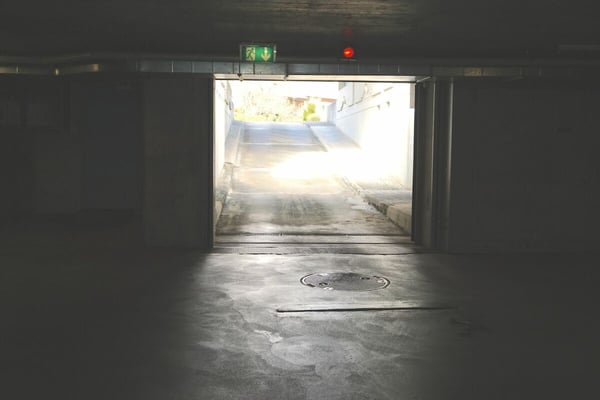 ARI-249 Magnifique appartement rénové de 4,5 pièces avec parking 12