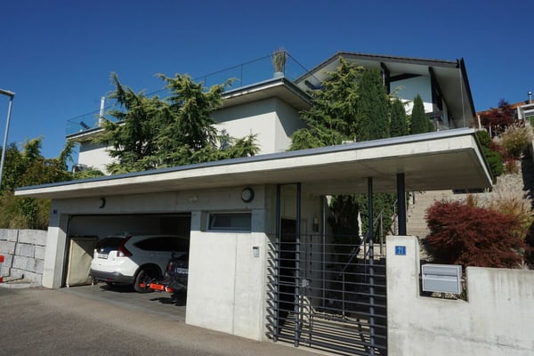 ARI-244 Splendide villa d'architecte avec piscine et vue imprenable sur le hauts de Delémont 3