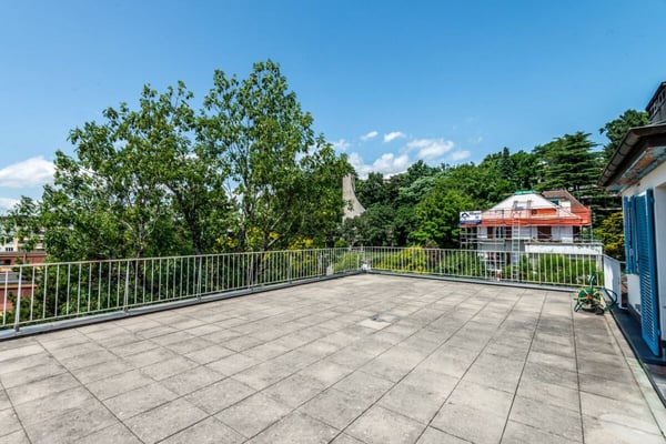Incroyable appartement en duplex avec vue panoramique sur le lac et les montagnes 8
