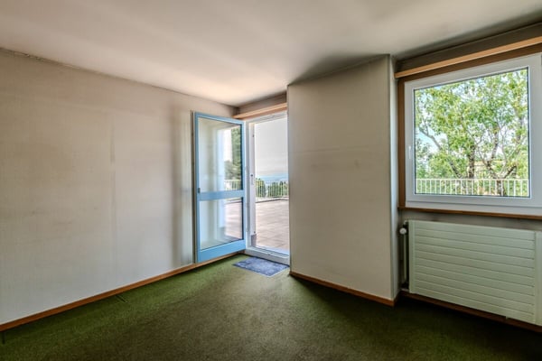 Incroyable appartement en duplex avec vue panoramique sur le lac et les montagnes 18