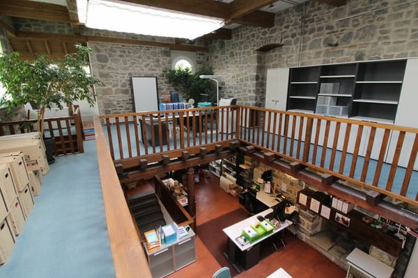 Surface administrative avec cachet à 1 minutes du centre-ville 2