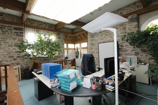 Surface administrative avec cachet à 1 minutes du centre-ville 7