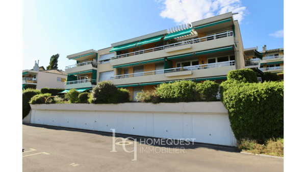 Appartement spacieux entièrement meublé, de 3.5 pièces, avec belle vue lac 1