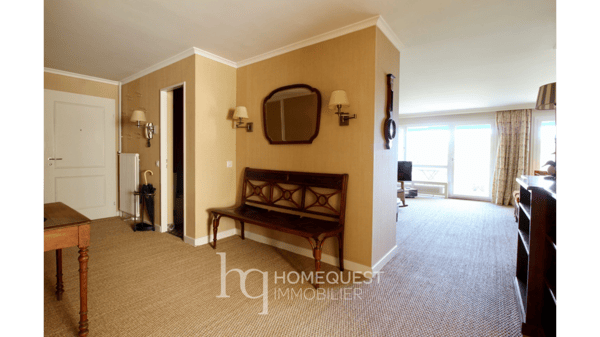 Appartement spacieux entièrement meublé, de 3.5 pièces, avec belle vue lac 3
